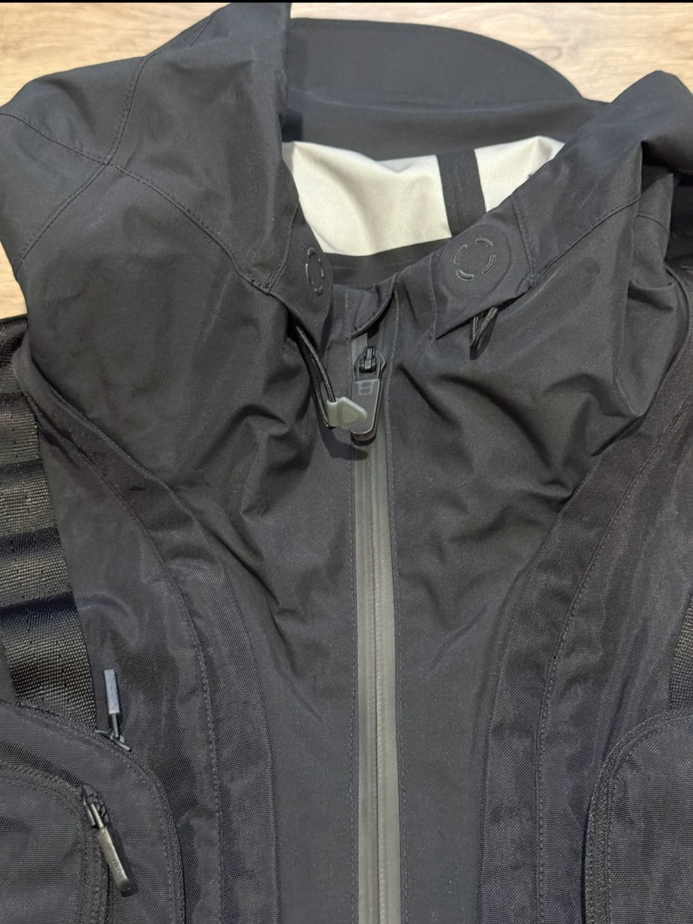 Nike Ispa Adapt Mod Vest Black - Picture 7 of 10